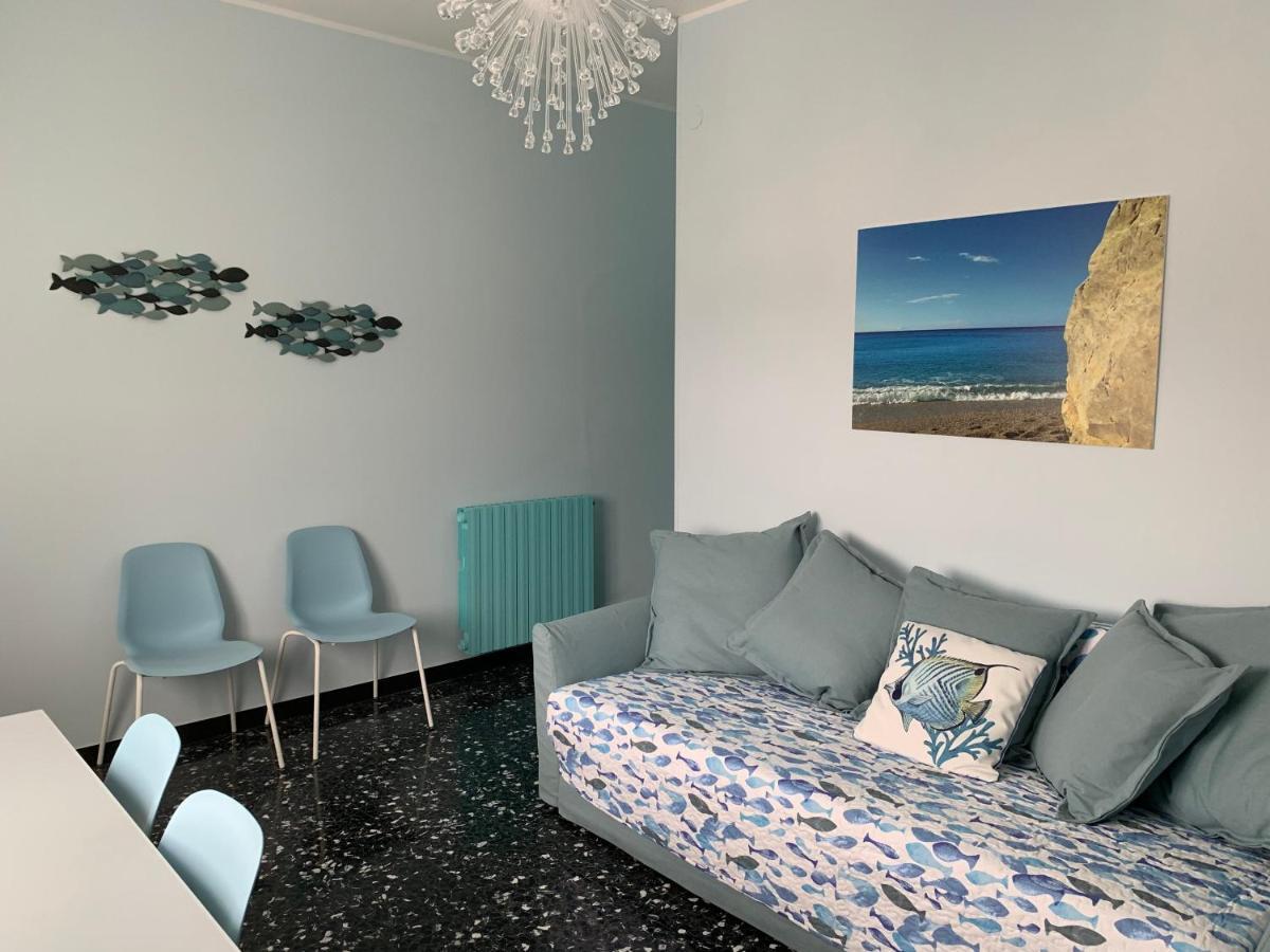Biker'S Blue Cove Apartment ฟีนาเลลีกูเร ภายนอก รูปภาพ